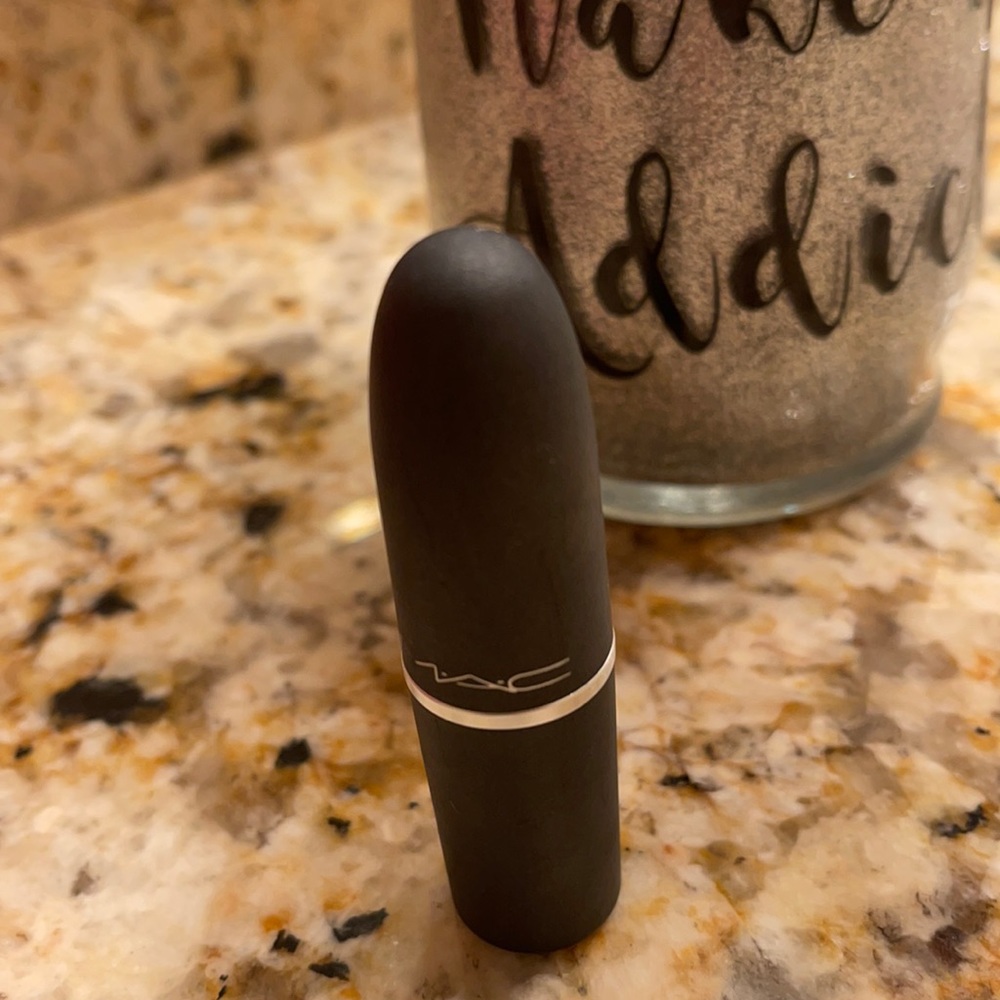 Mac powder lipstick